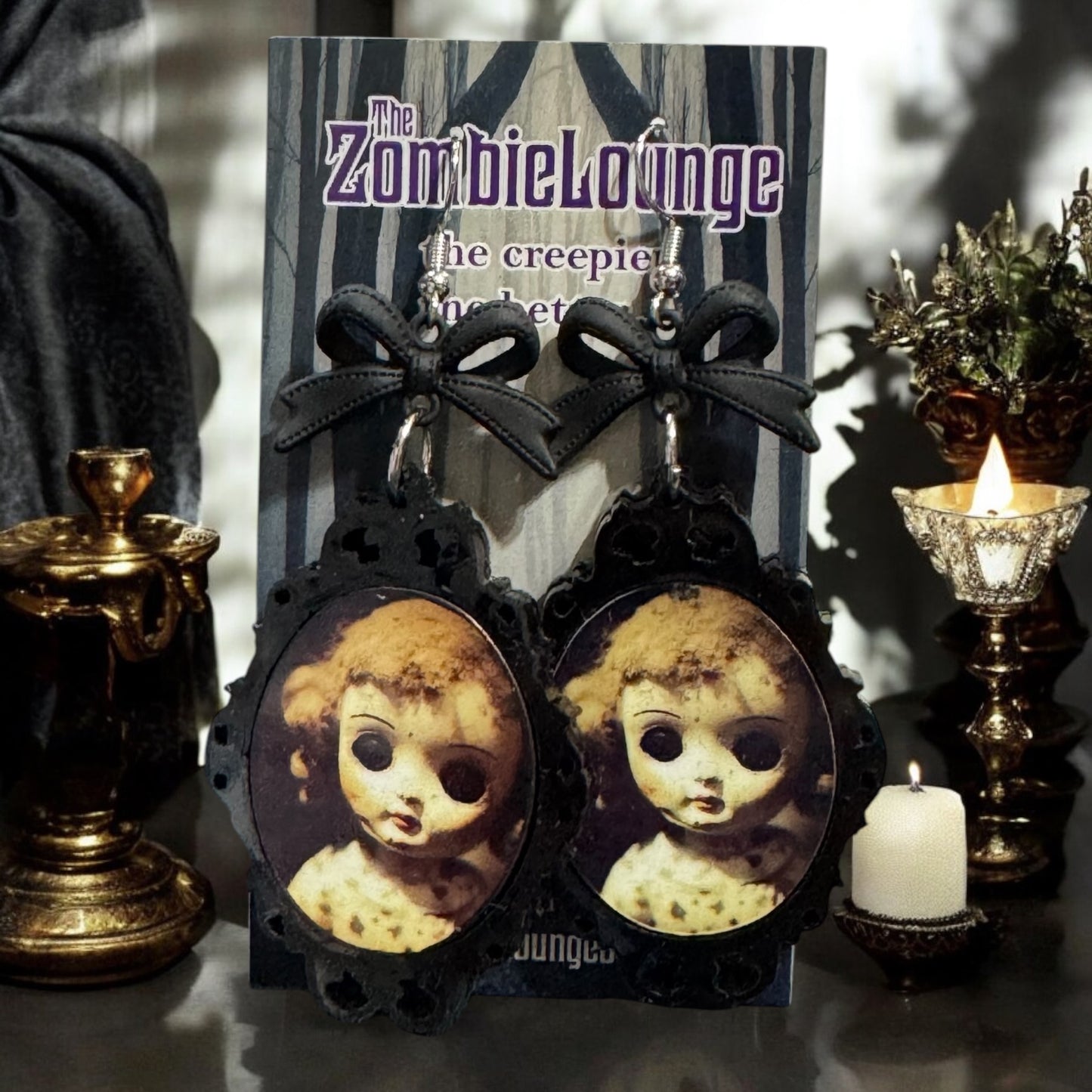 Antique Frame Dolls