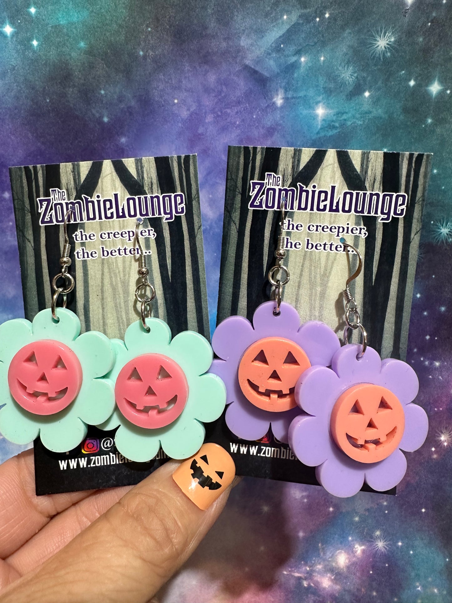 Pumpkin Daisy Earrings