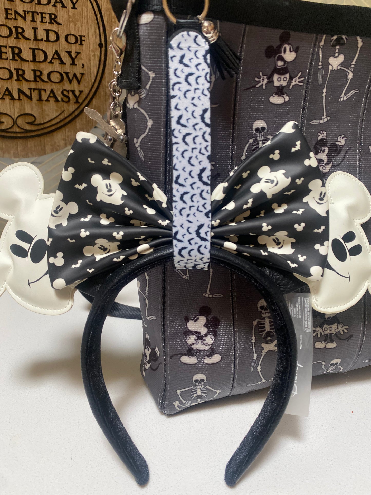 Gothic Bat Wristlet Keychain