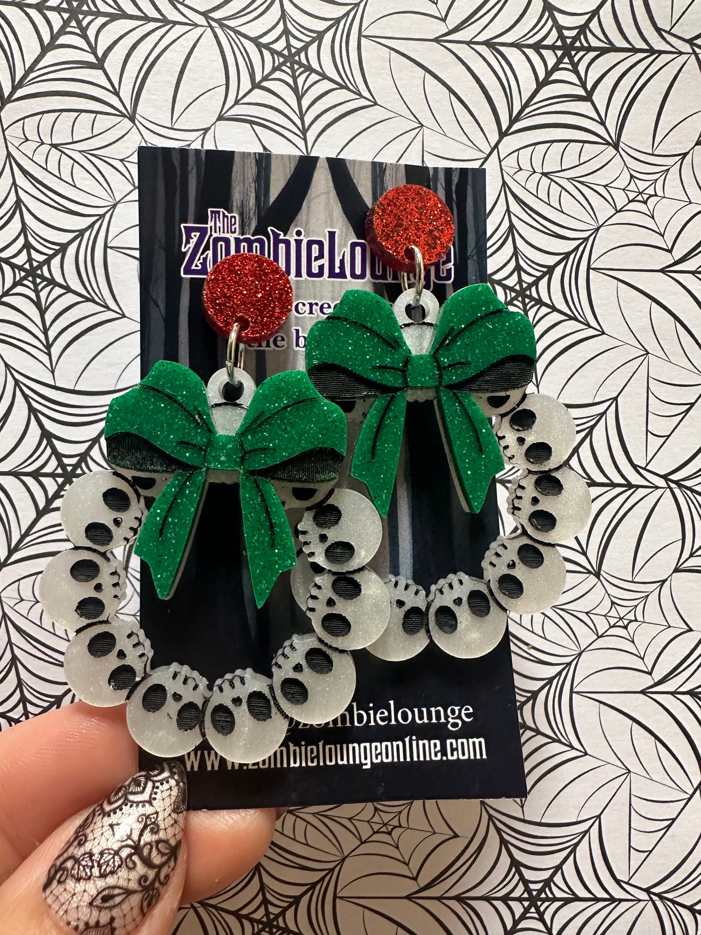 Skull Wreath Earrings