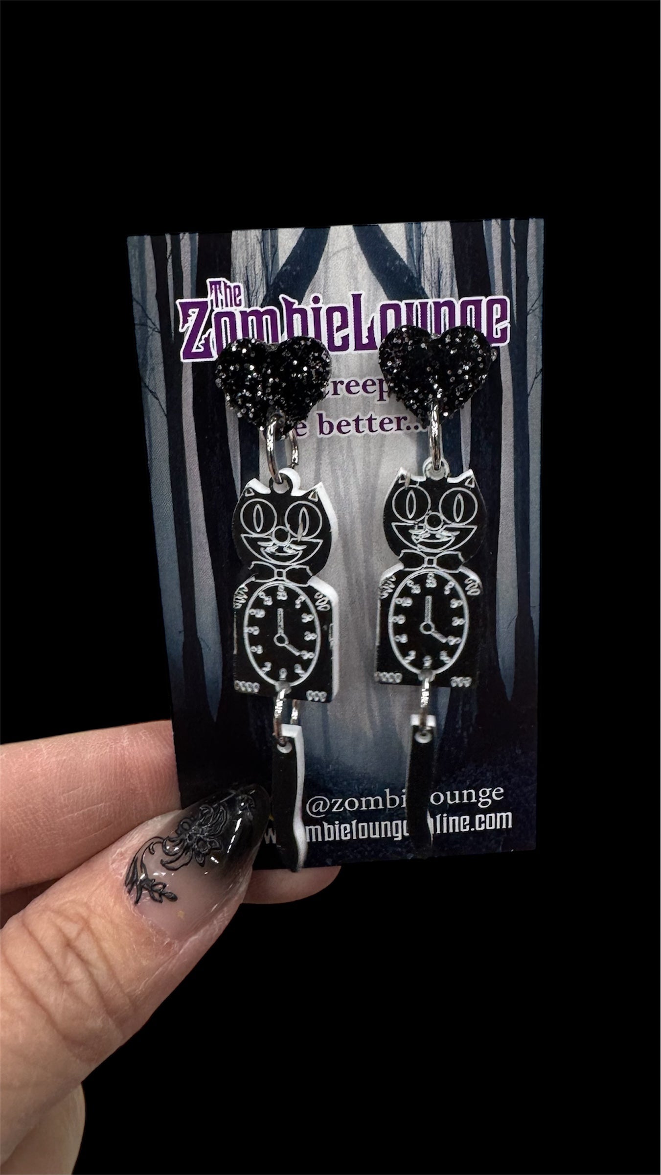 Retro Cat Clock Earrings