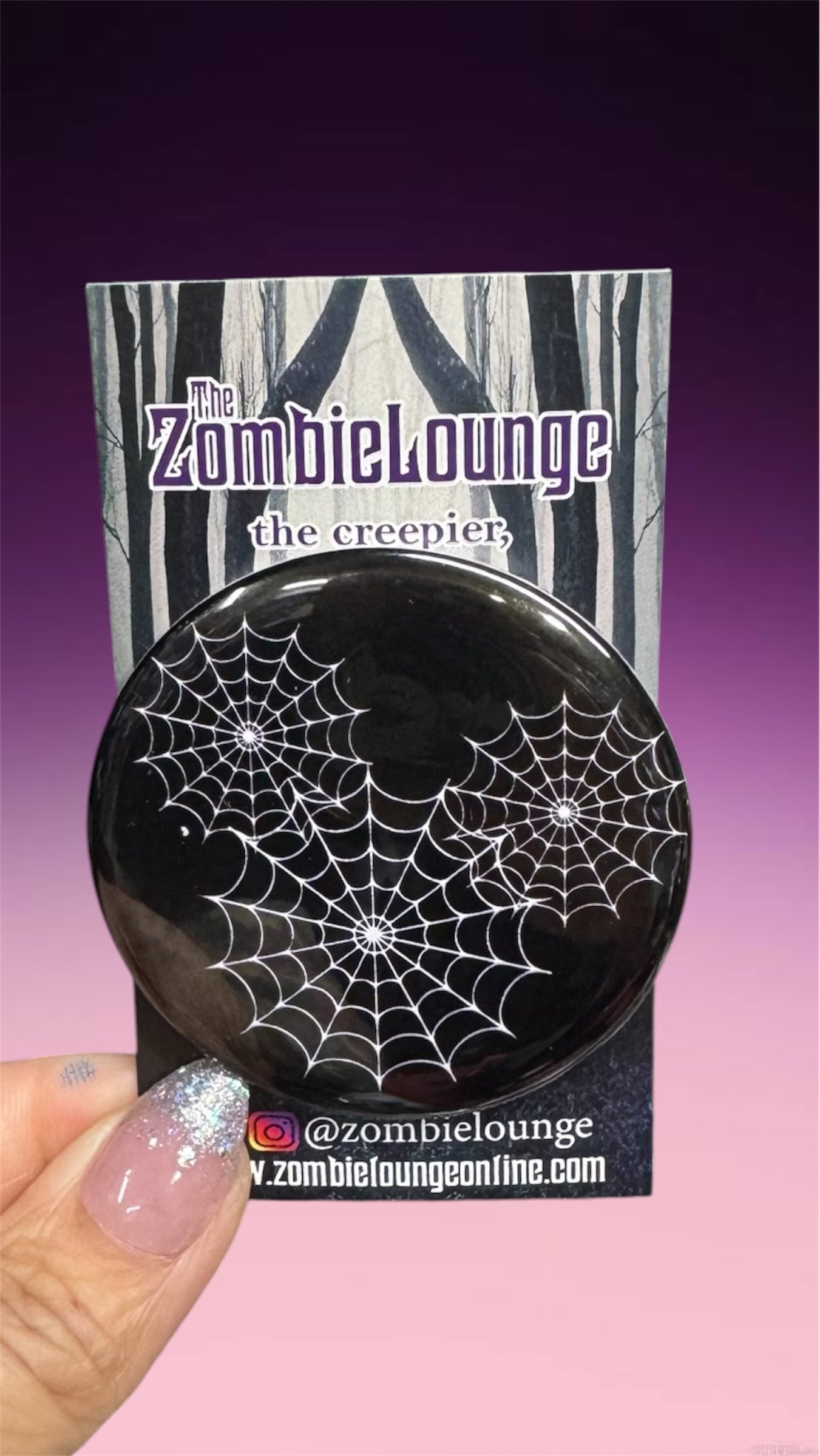 Mouse Spiderwebs Button