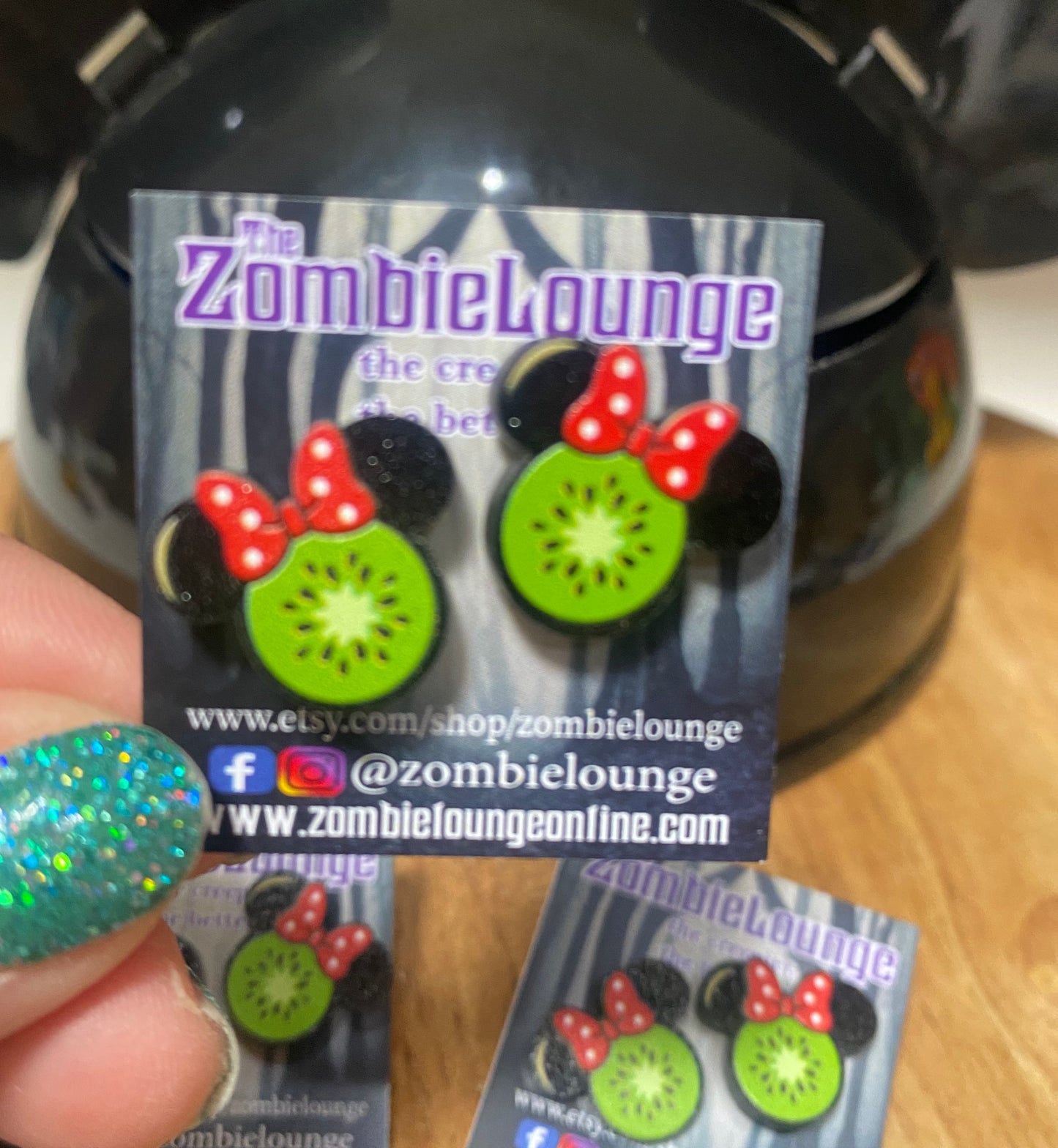 Minnie Inspired Kiwi Stud Earrings