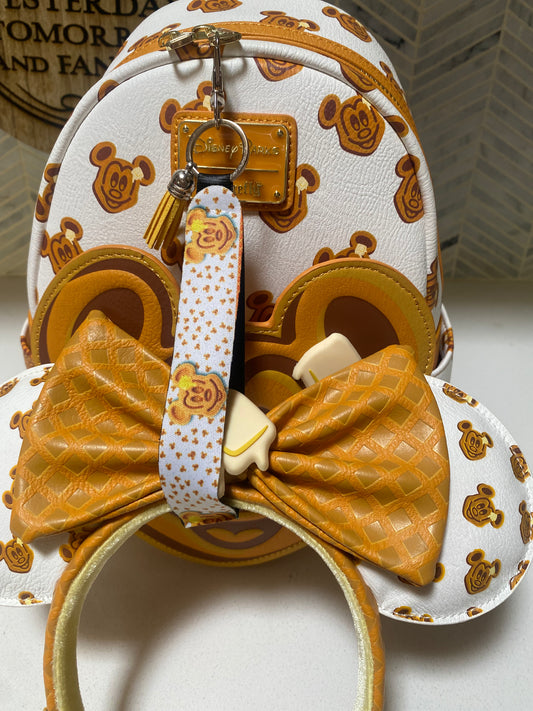 Mouse Waffle Wristlet Keychain
